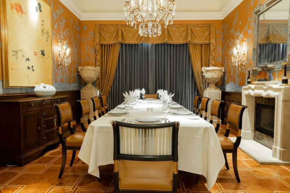 Cleopatra Villa at Caesars Palace